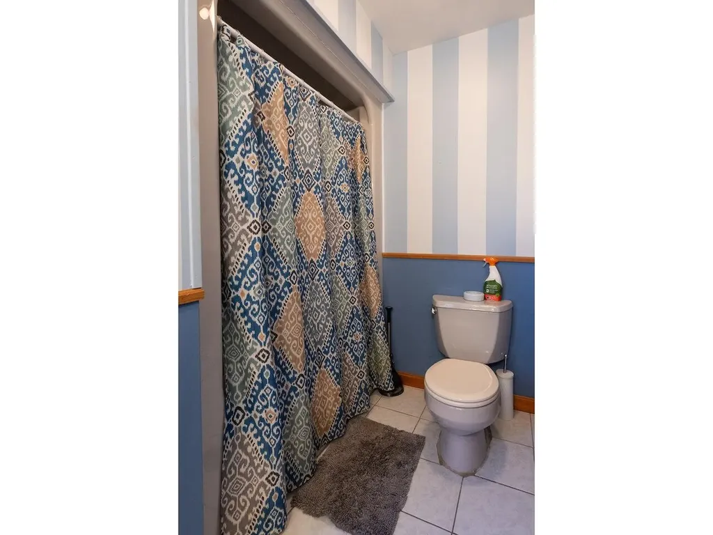 993 Williams Road Colchester VT 05446