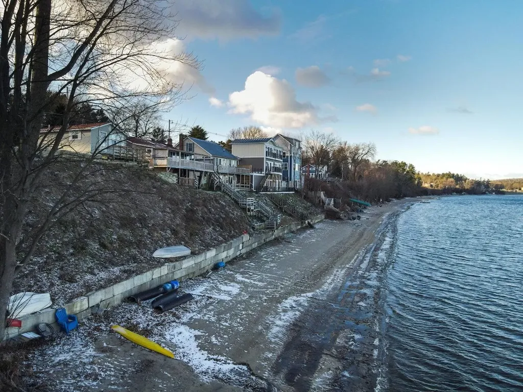 993 Williams Road Colchester VT 05446