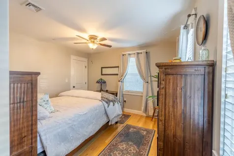198 Islington Street Portsmouth NH 03801