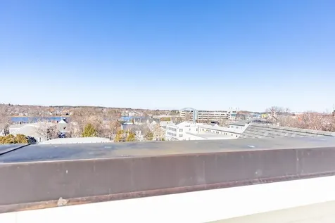 198 Islington Street Portsmouth NH 03801