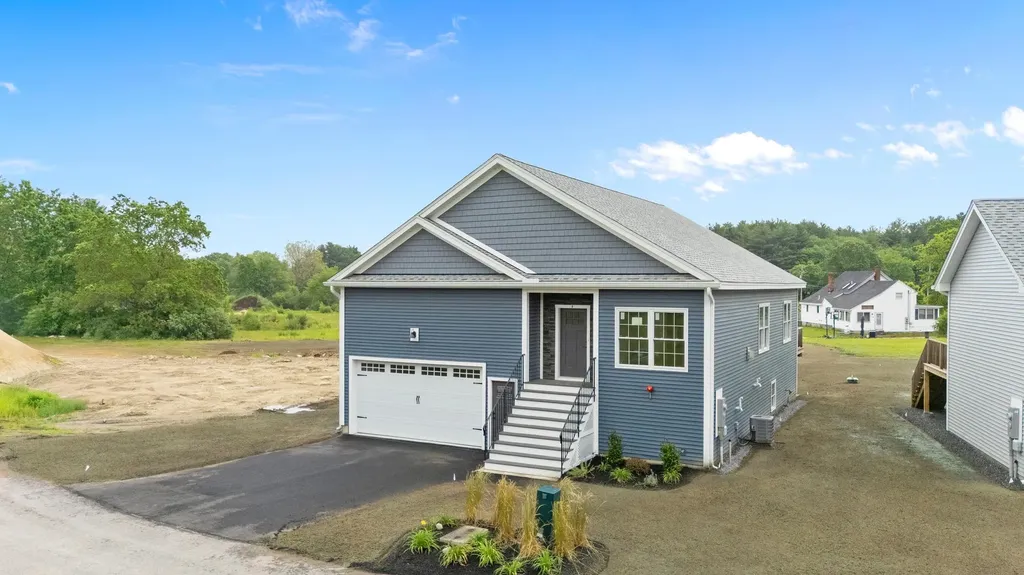 4 Mary Anthony Drive Salem NH 03079