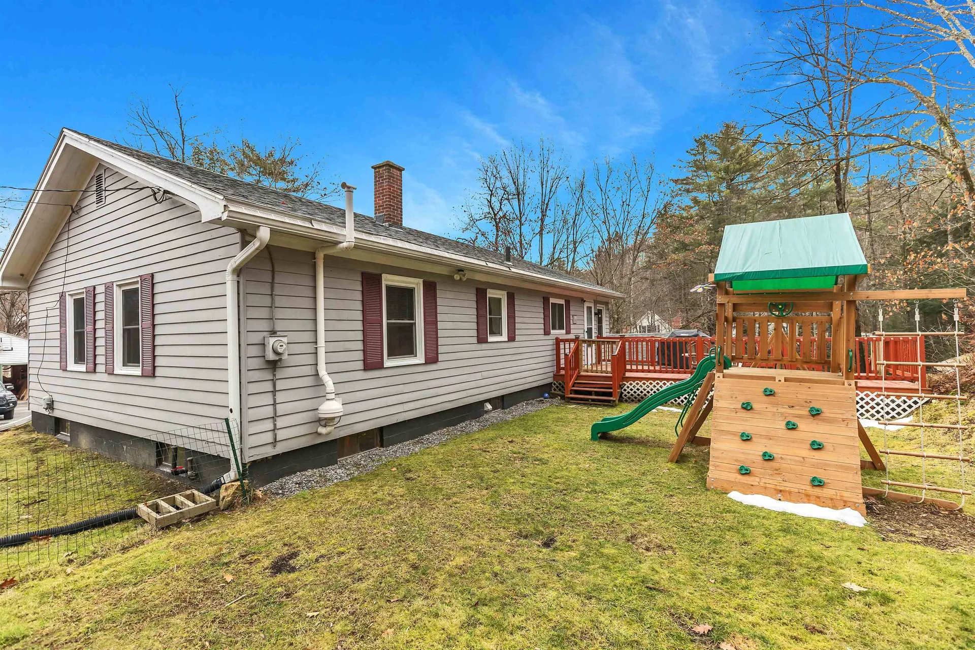 63 Mckinley Circle Marlborough NH 03455