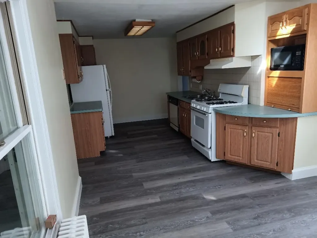 17 Park Street Rochester NH 03867