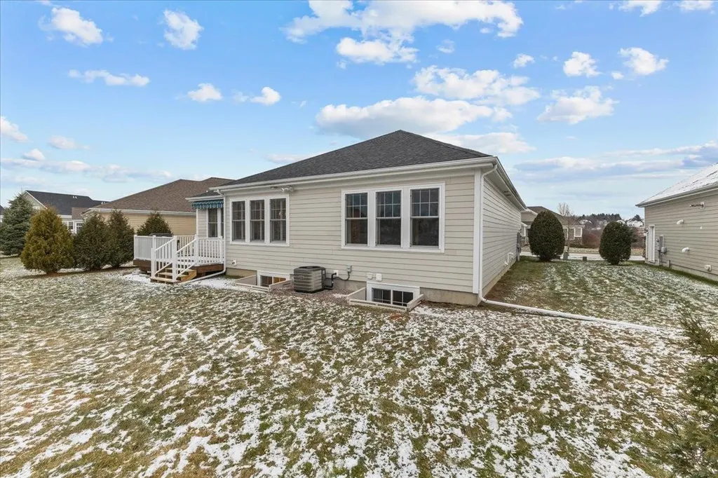 87 Dunmore Lane Williston VT 05495