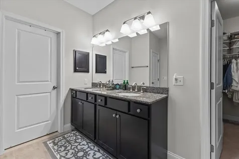 87 Dunmore Lane Williston VT 05495