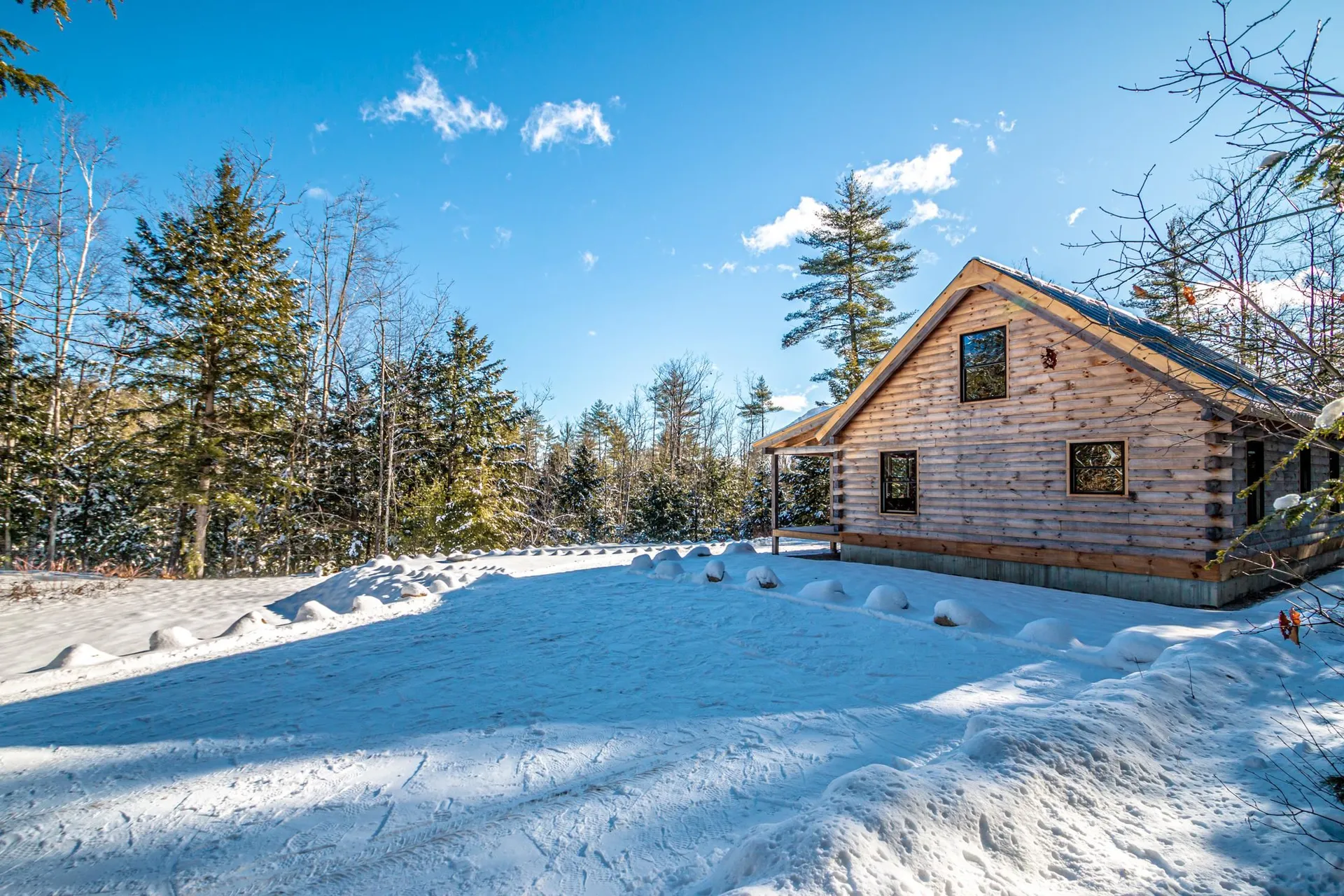 8 Robbins Hill Road Chatham NH 04813