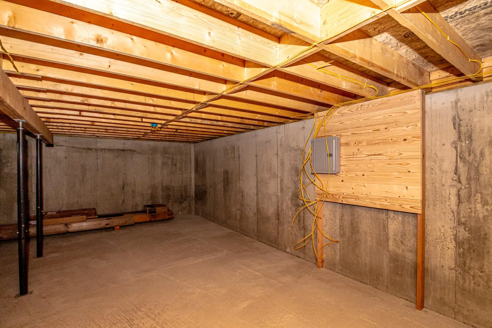 8 Robbins Hill Road Chatham NH 04813