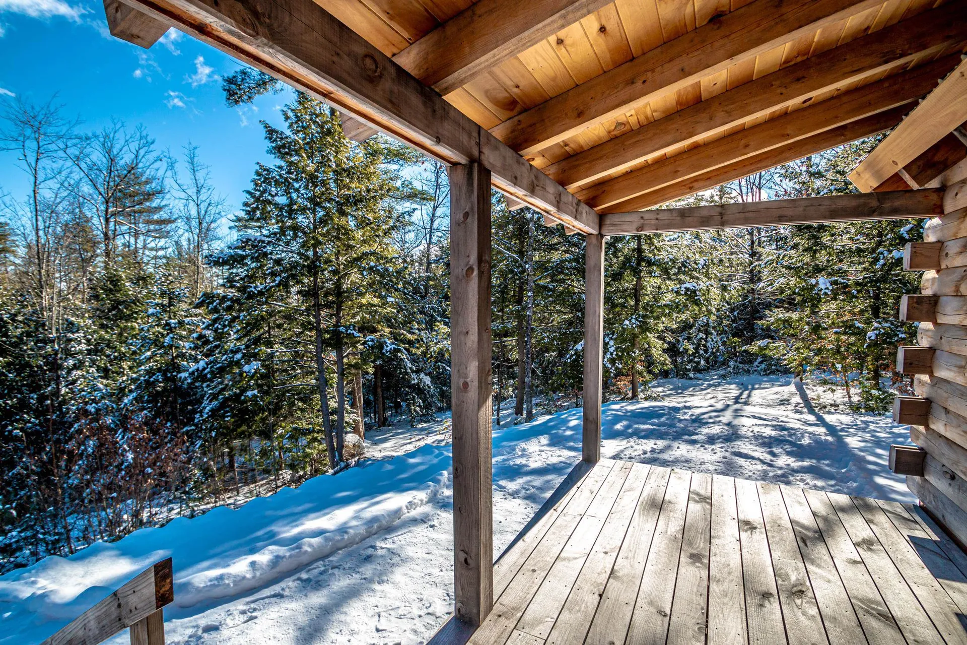 8 Robbins Hill Road Chatham NH 04813