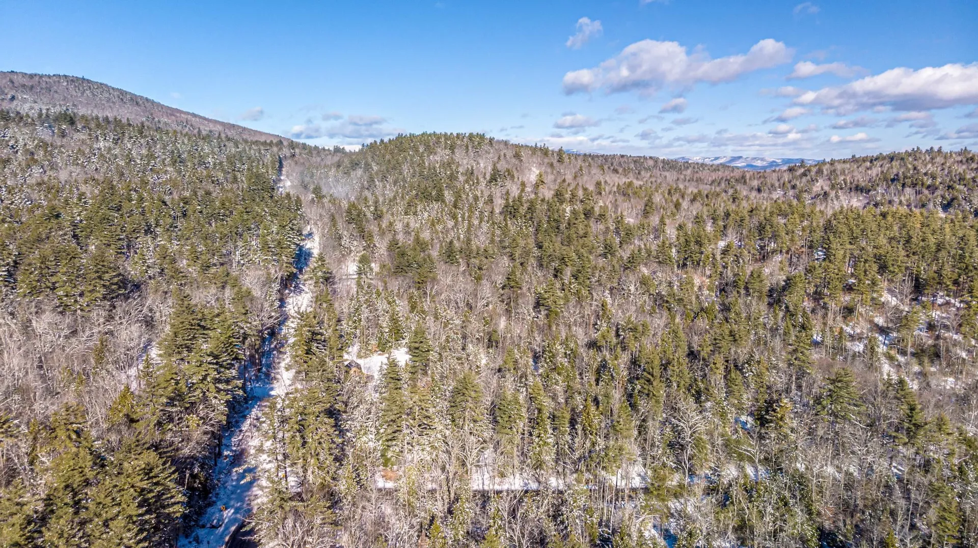 8 Robbins Hill Road Chatham NH 04813