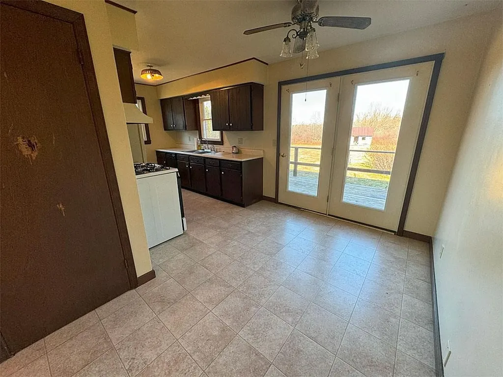 44 Meadow Lane Castleton VT 05735