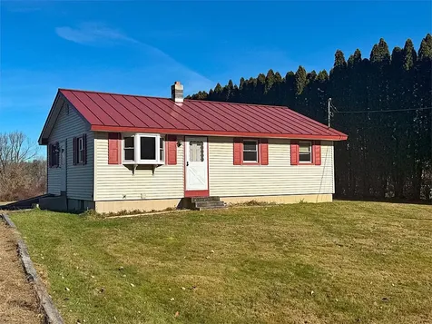 44 Meadow Lane Castleton VT 05735