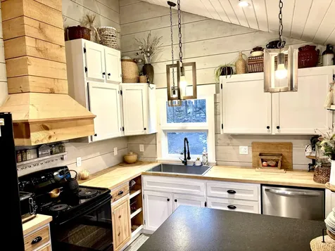 103 Portland Street Lancaster NH 03584