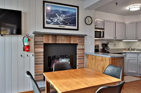 133 East Mountain Road Killington VT 05751