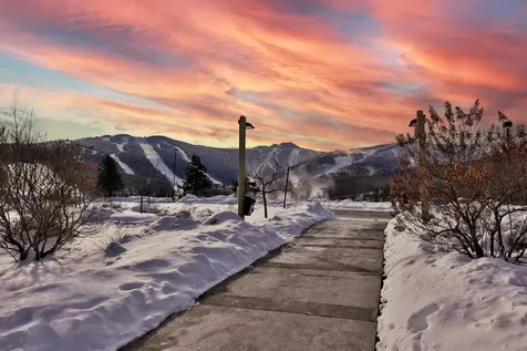 133 East Mountain Road Killington VT 05751