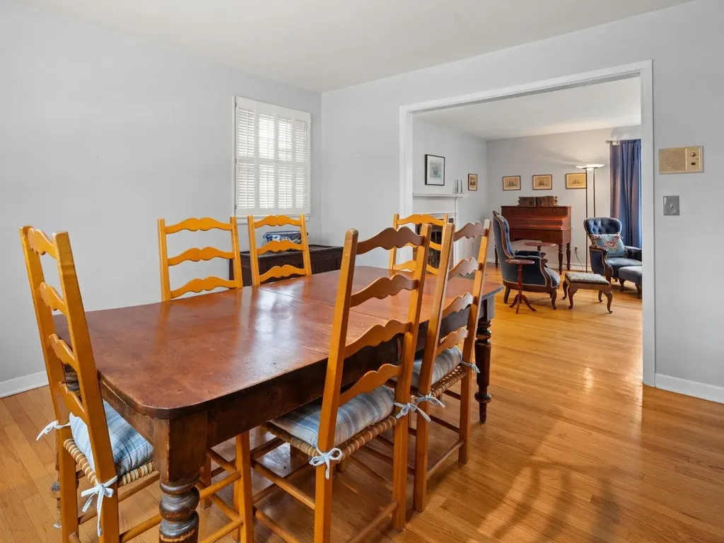 34 Summit Ridge Burlington VT 05401