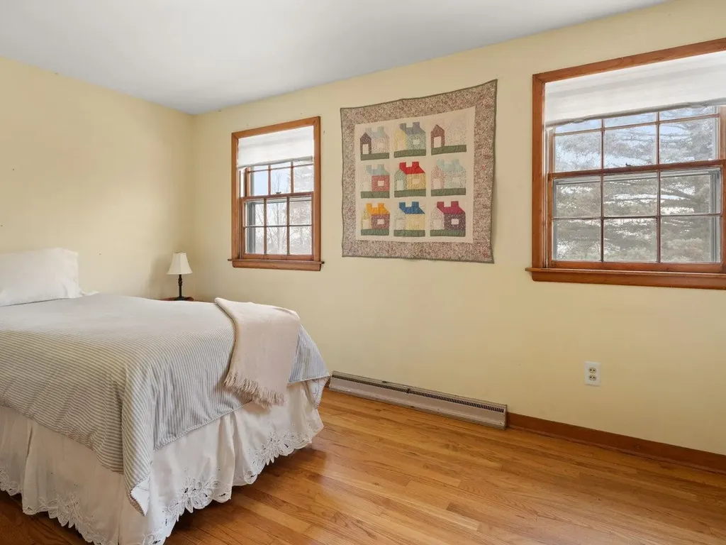 34 Summit Ridge Burlington VT 05401