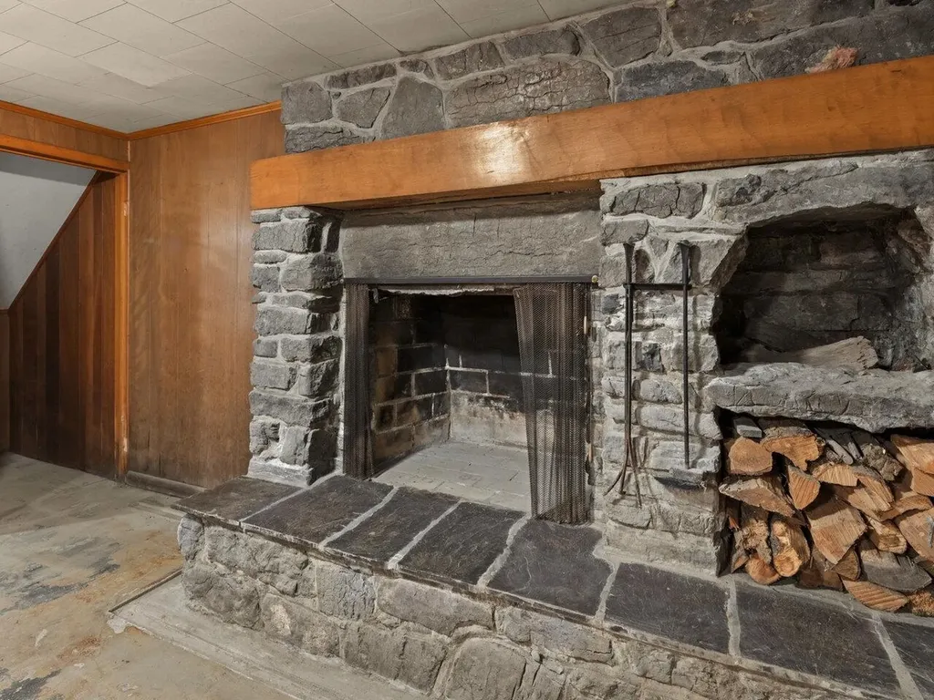 34 Summit Ridge Burlington VT 05401