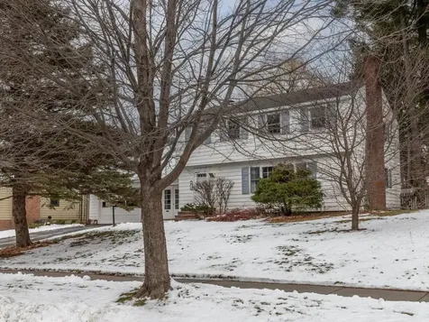 34 Summit Ridge Burlington VT 05401