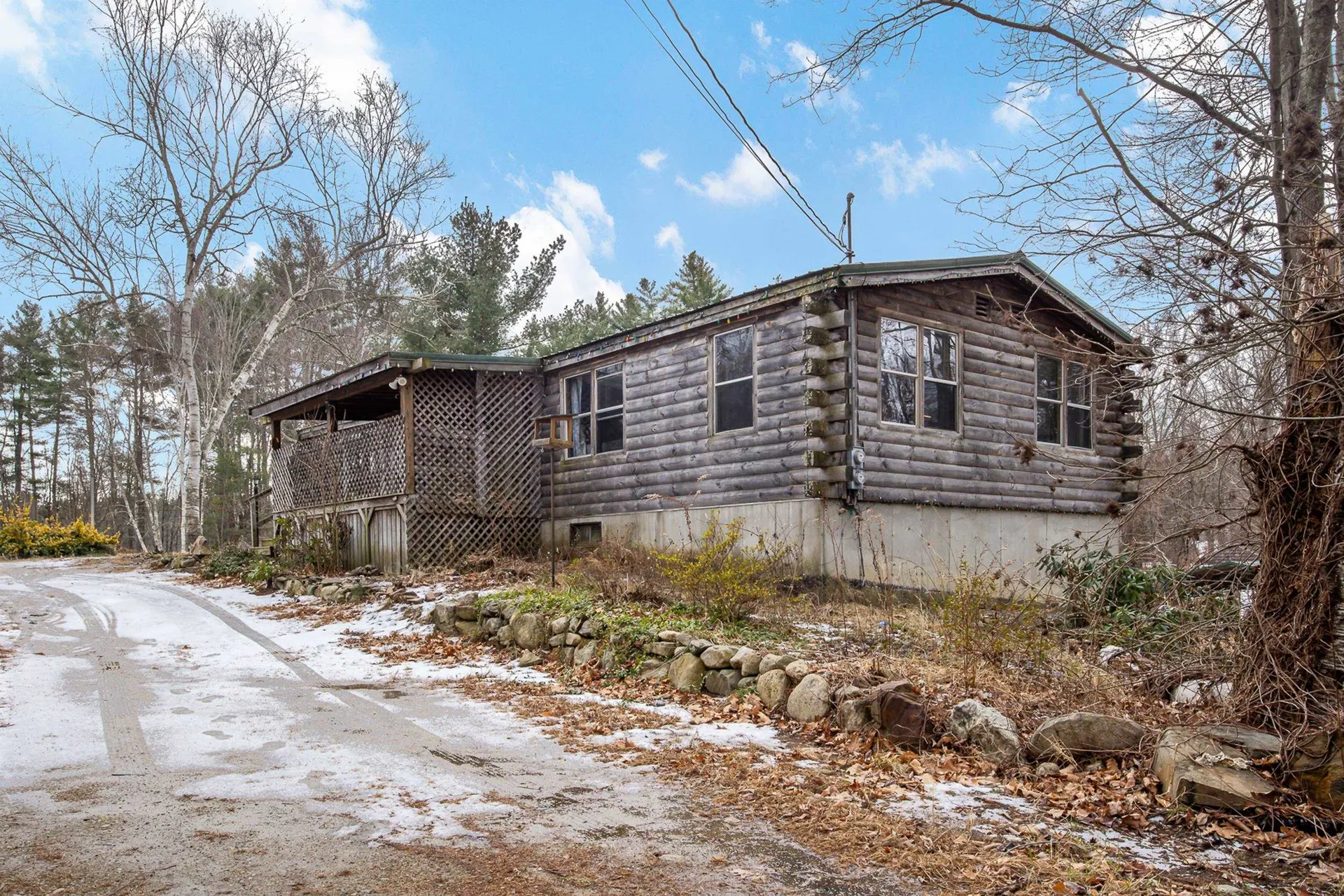 98 Old Nottingham Road Epping NH 03042