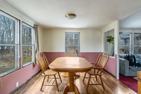 98 Old Nottingham Road Epping NH 03042