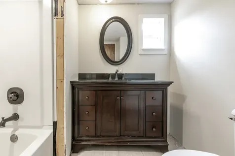 98 Old Nottingham Road Epping NH 03042