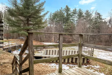 98 Old Nottingham Road Epping NH 03042