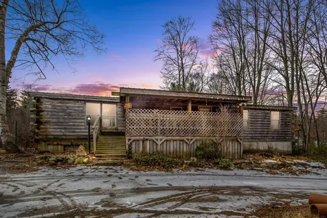 98 Old Nottingham Road Epping NH 03042