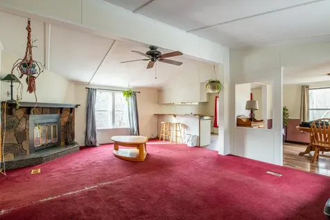 98 Old Nottingham Road Epping NH 03042