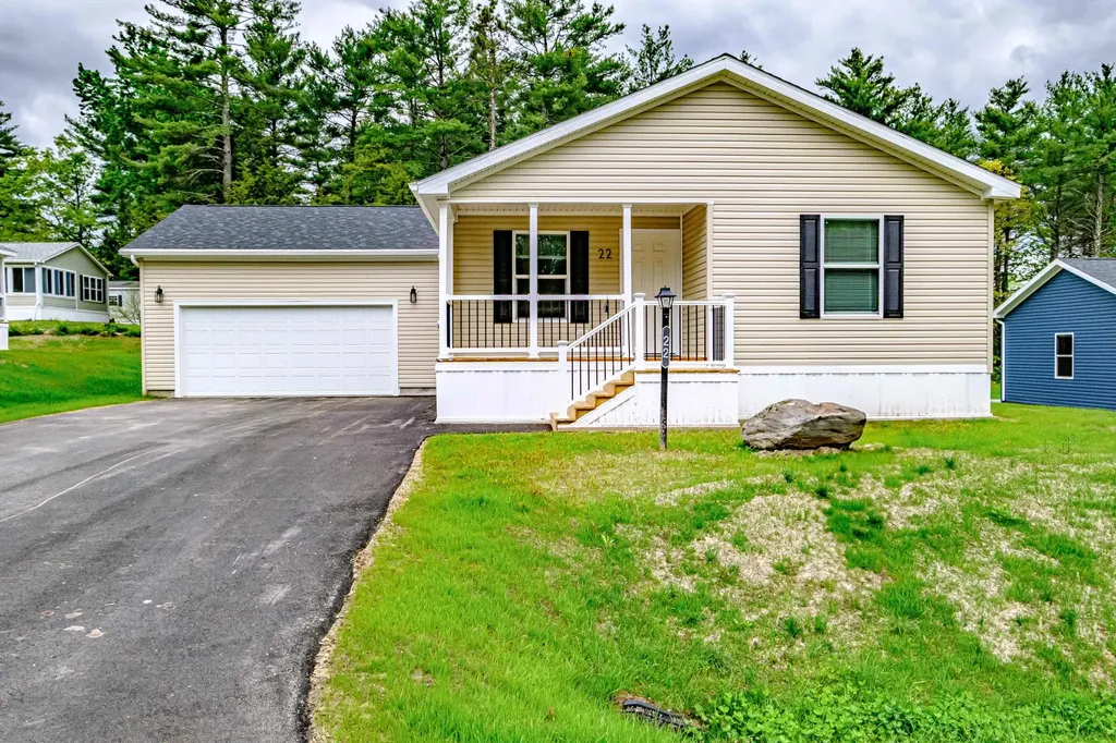 22 Diamondback Drive Rochester NH 03868