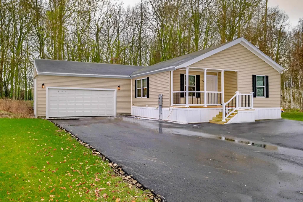 22 Diamondback Drive Rochester NH 03868