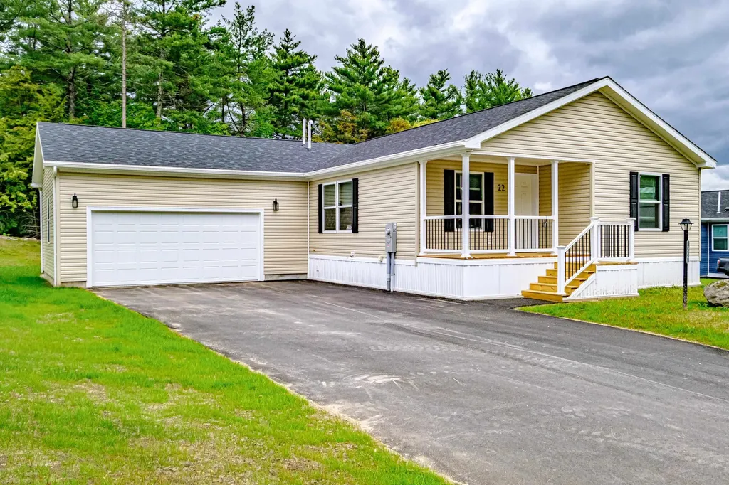 22 Diamondback Drive Rochester NH 03868