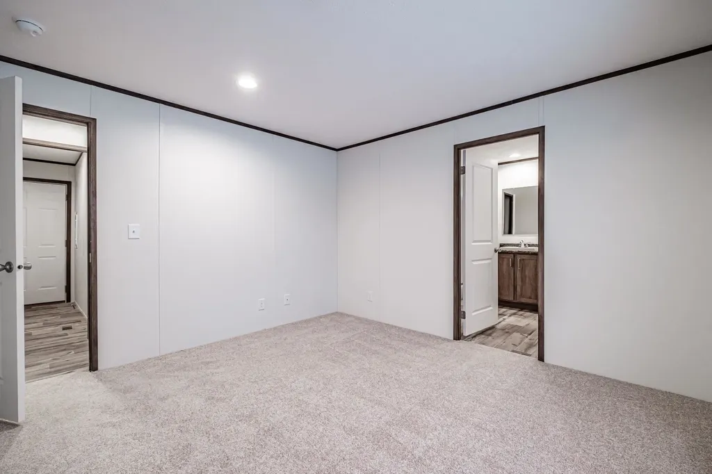 22 Diamondback Drive Rochester NH 03868