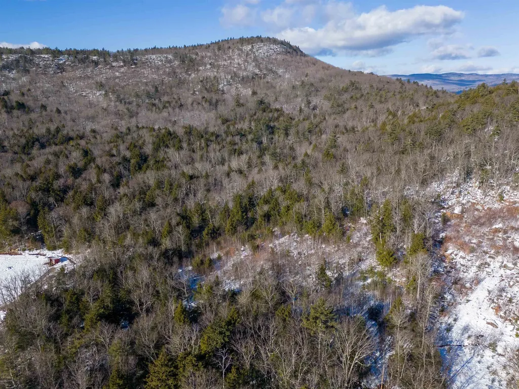 Lot 23 East Washington Road Bradford NH 03221
