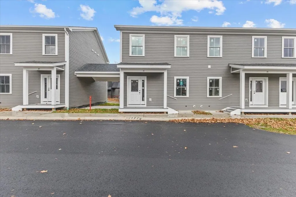 45 Gardner Lane Waterbury VT 05676