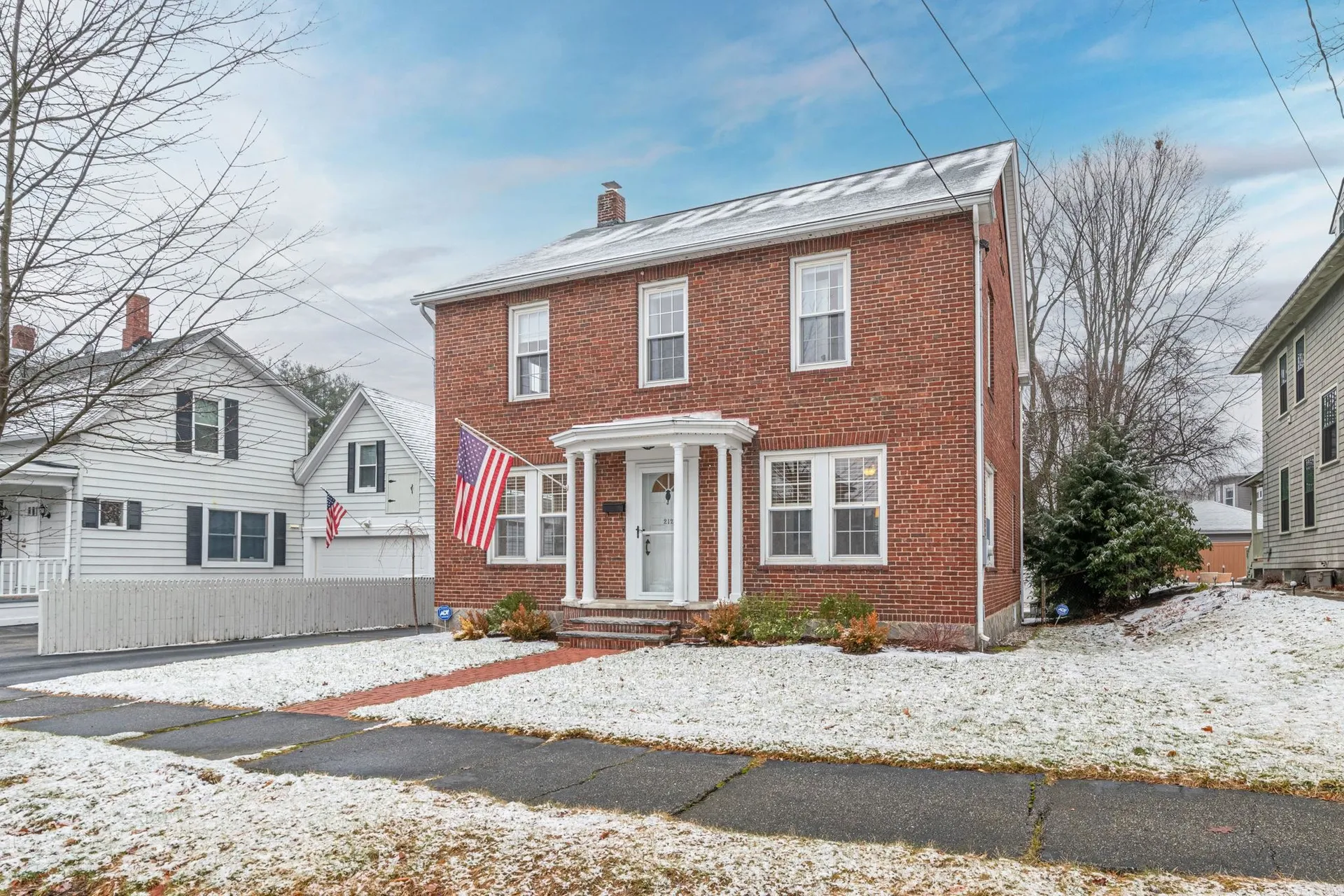 212 Prospect Street Manchester NH 03104