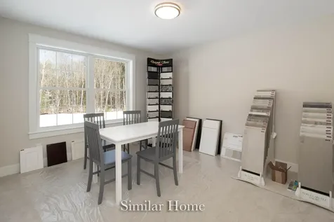 61 Mulberry Lane Epping NH 03042