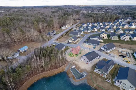 61 Mulberry Lane Epping NH 03042