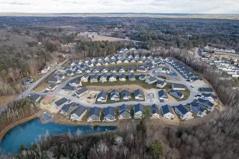 61 Mulberry Lane Epping NH 03042