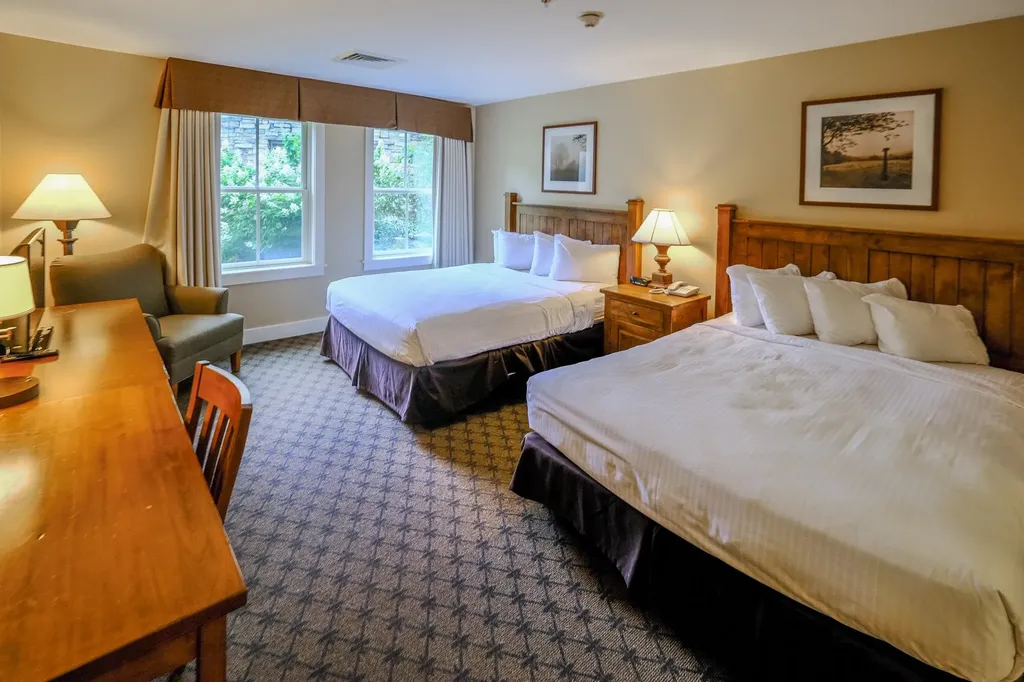 517/519 Qiii Jackson Gore Adams House Ludlow VT 05149