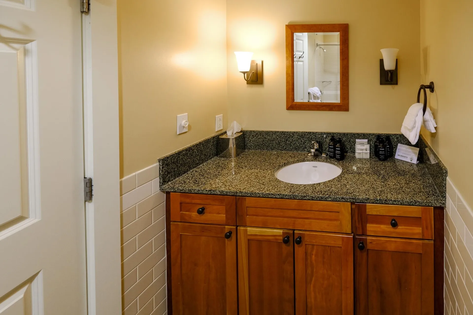 517/519 Qiii Jackson Gore Adams House Ludlow VT 05149