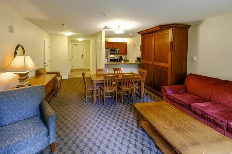 517/519 Qiii Jackson Gore Adams House Ludlow VT 05149