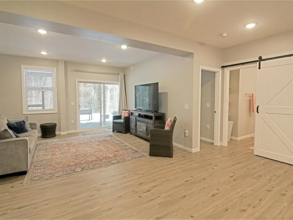 277 O'brien Farm Road South Burlington VT 05403