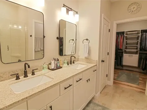 277 O'brien Farm Road South Burlington VT 05403