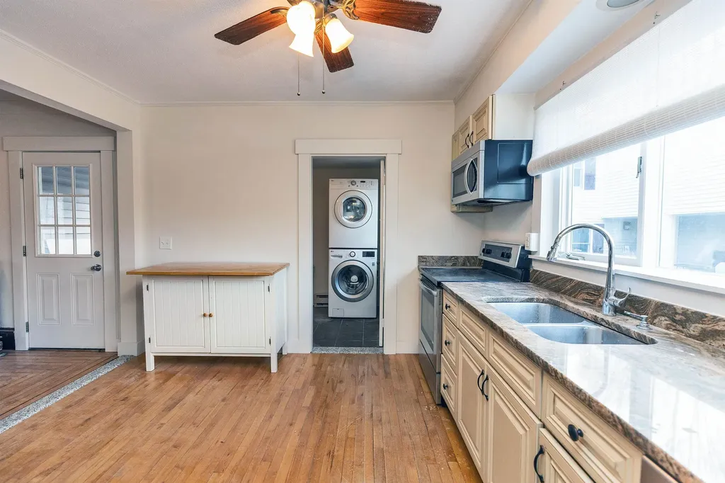 9 Willow Street Milford NH 03055