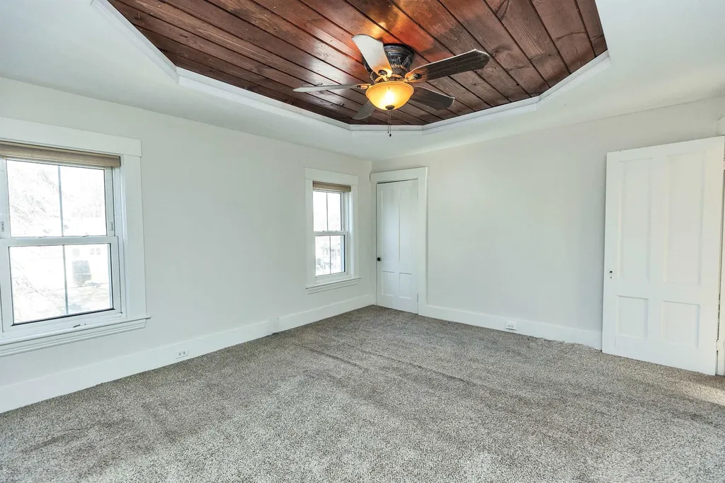 9 Willow Street Milford NH 03055