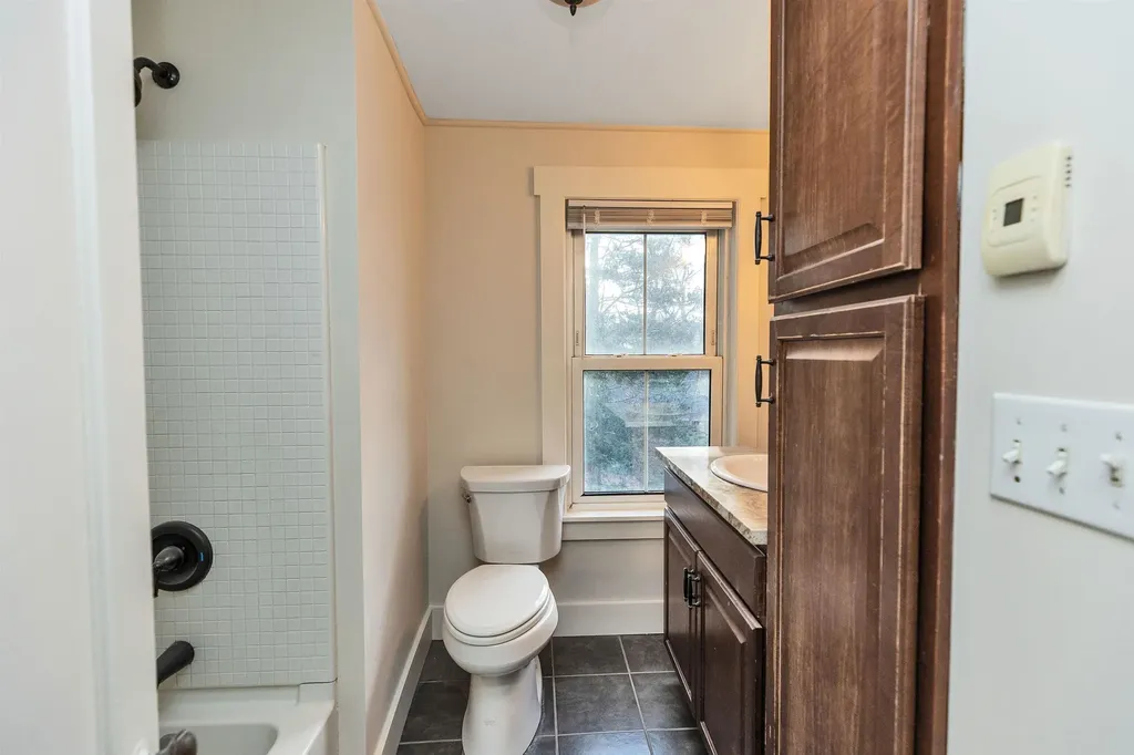 9 Willow Street Milford NH 03055
