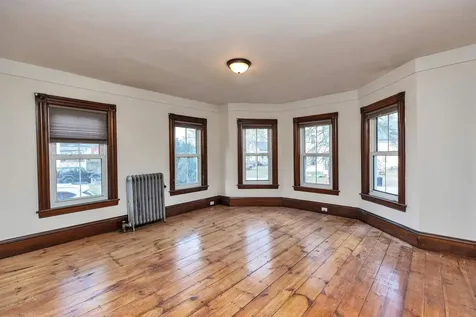 9 Willow Street Milford NH 03055