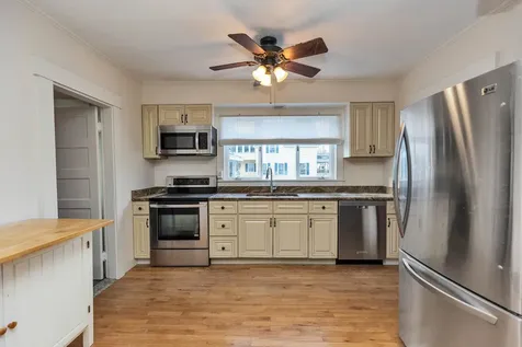 9 Willow Street Milford NH 03055