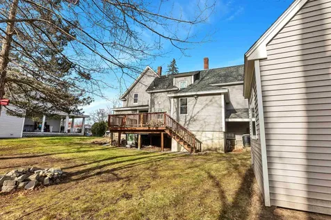 9 Willow Street Milford NH 03055