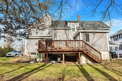 9 Willow Street Milford NH 03055